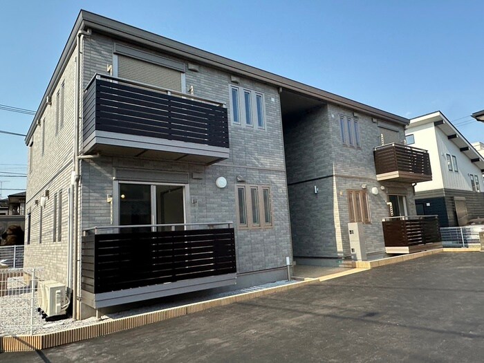 物件外観写真1　(外観写真)