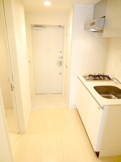 物件内観写真10　(玄関)