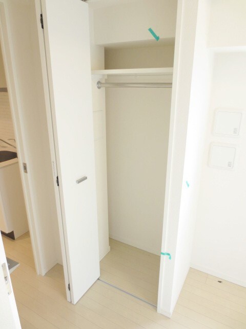 物件内観写真13　(収納)