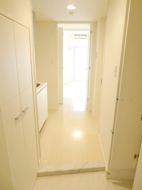物件内観写真14　(玄関)