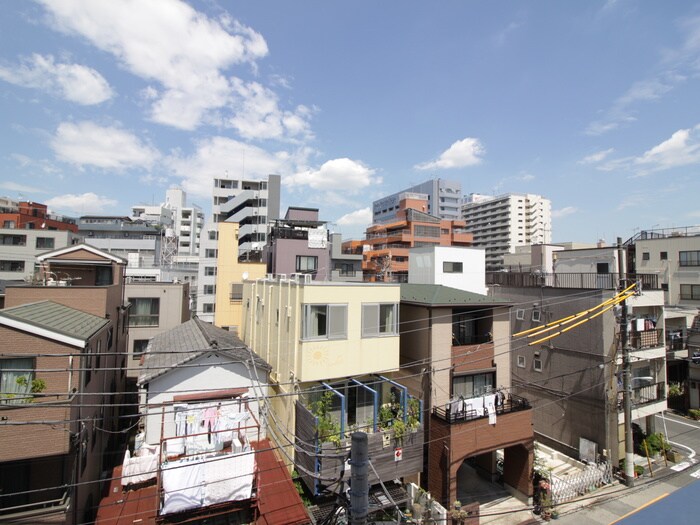 物件内観写真17　(室内からの展望)