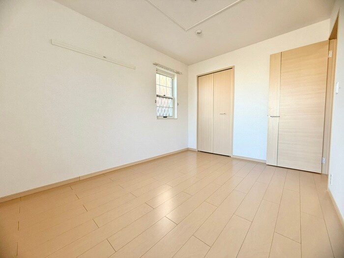 物件内観写真10　(居室)