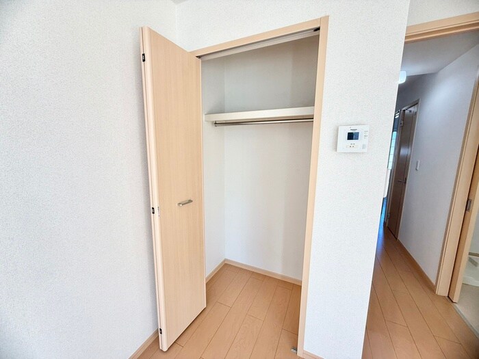 物件内観写真15　(収納)