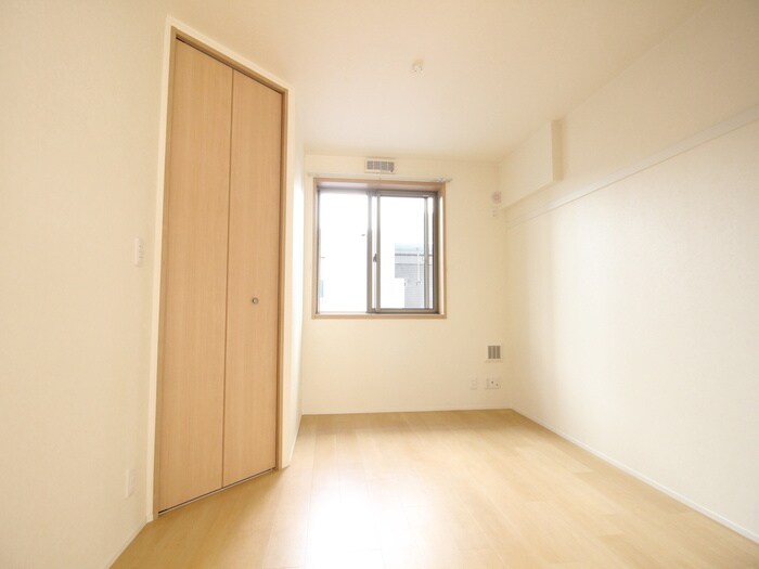 物件内観写真21　(居室)