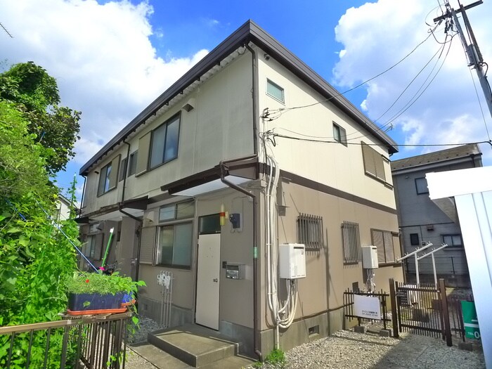 物件外観写真5　(エントランス部分)