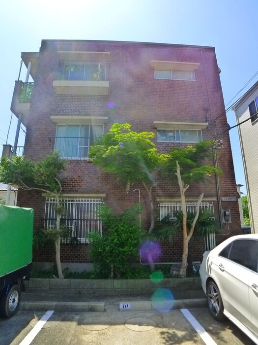 明石マンションA棟の物件外観写真