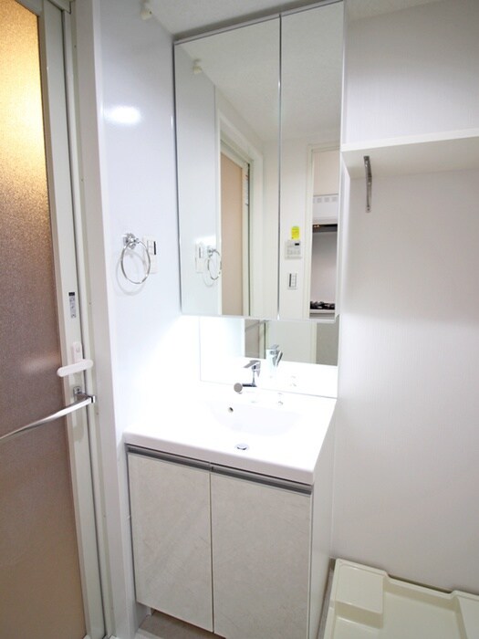 物件内観写真10　(収納)