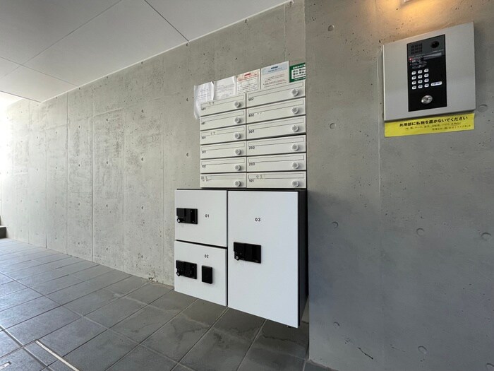 物件外観写真4　(建物設備)