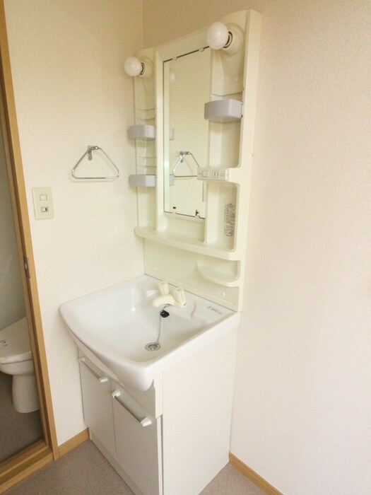 物件内観写真12　(洗面)