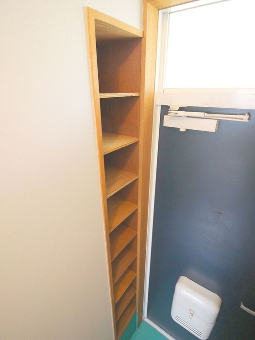 物件内観写真15　(靴箱)