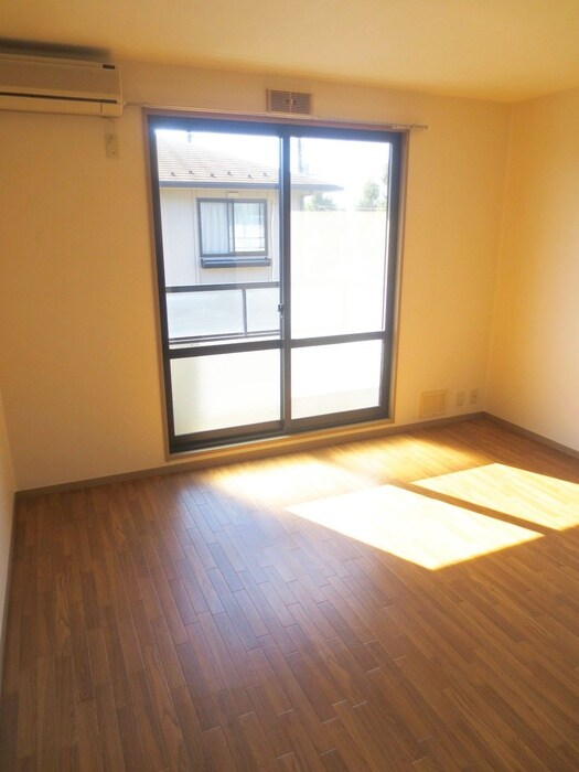 物件内観写真17　(居室)