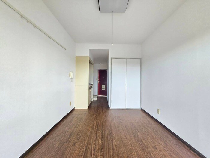 物件内観写真5　(居室)