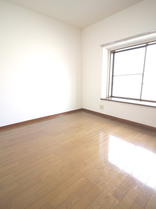 物件内観写真13　(居室)