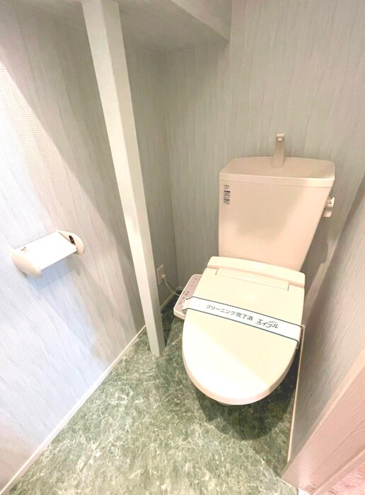 物件内観写真13　(トイレ)