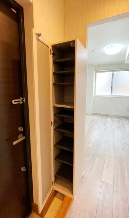 物件内観写真14　(靴箱)