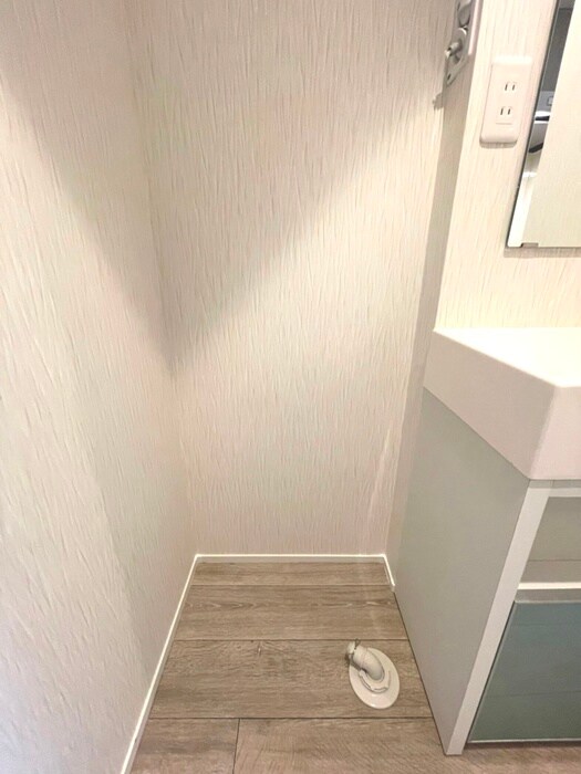 物件内観写真15　(洗濯機置場)