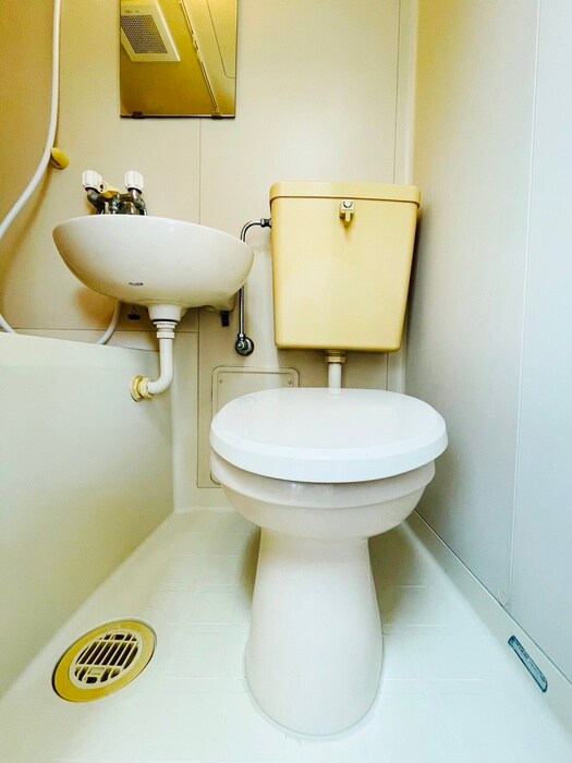 物件内観写真12　(トイレ)