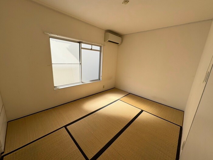 物件内観写真10　(居室)