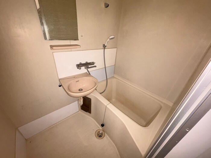 物件内観写真12　(バス／シャワールーム等)