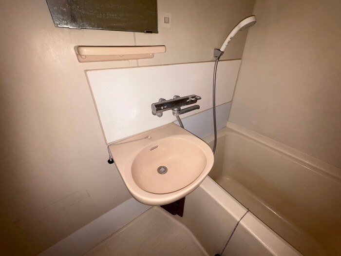 物件内観写真14　(洗面)