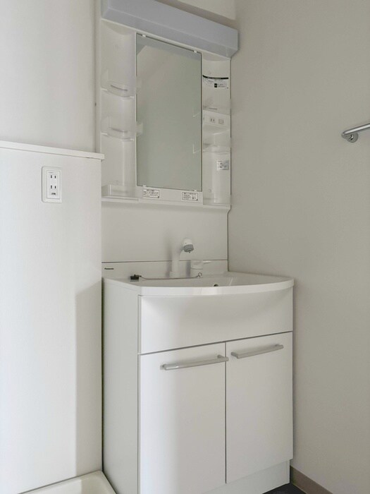 物件内観写真12　(洗面)