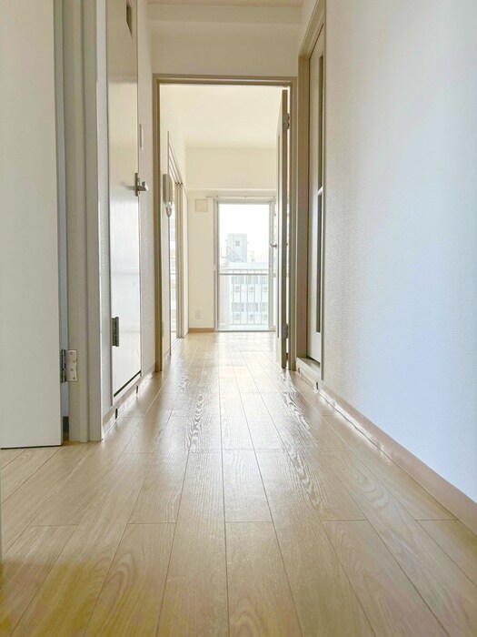 物件内観写真18　(廊下)