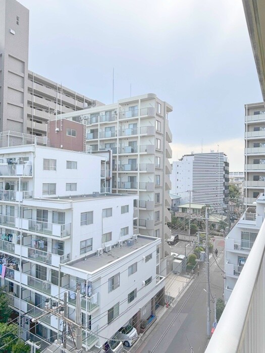 物件内観写真21　(室内からの展望)