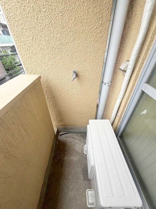 物件内観写真11　(洗濯機置場)