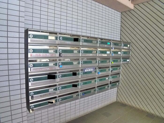 物件外観写真4　(建物設備)