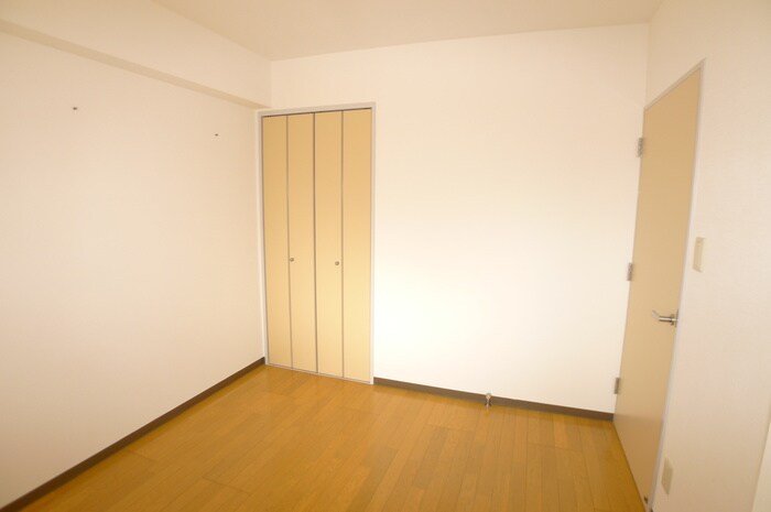 物件内観写真18　(居室)