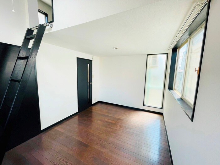 物件内観写真9　(居室)