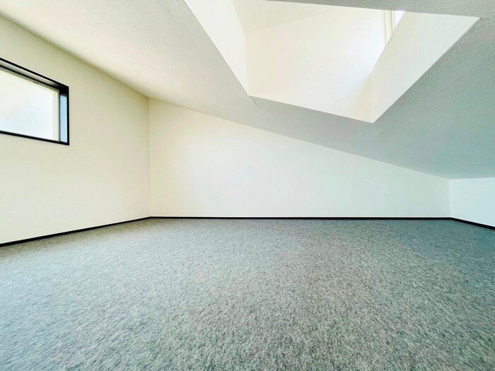 物件内観写真10　(ロフト)