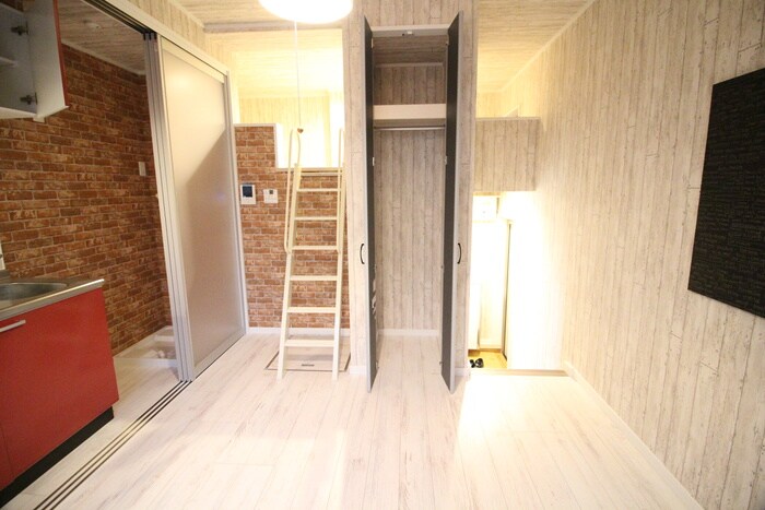 物件内観写真8　(収納)