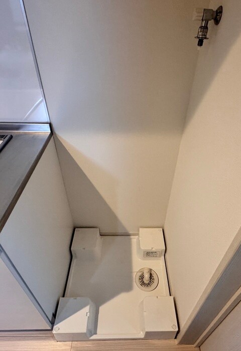 物件内観写真12　(洗濯機置場)