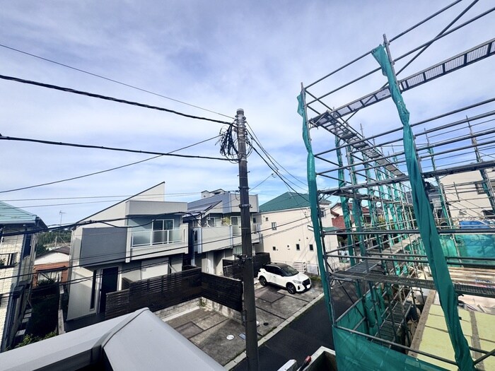 物件内観写真18　(室内からの展望)