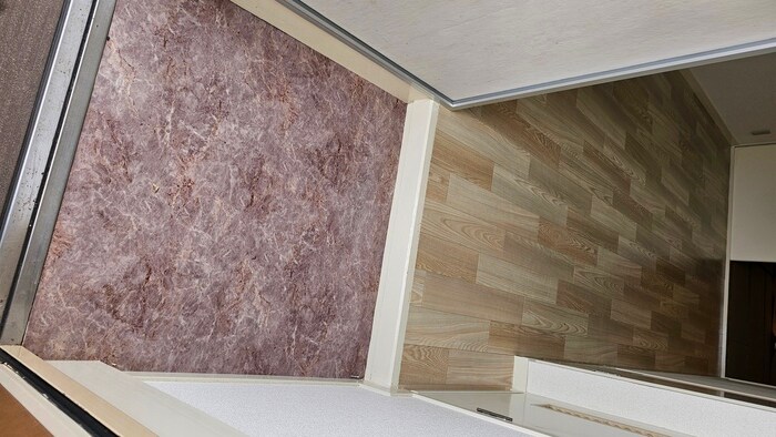 物件内観写真7　(玄関)