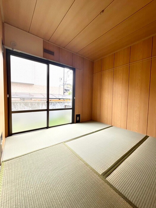 物件内観写真8　(居室)