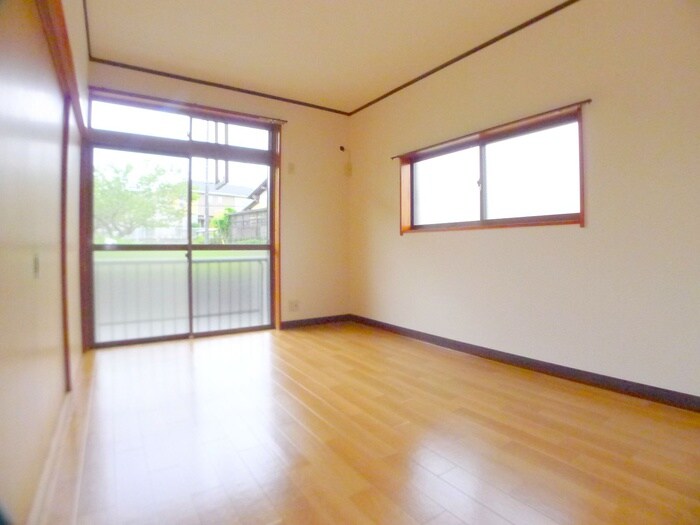 物件内観写真7　(居室)