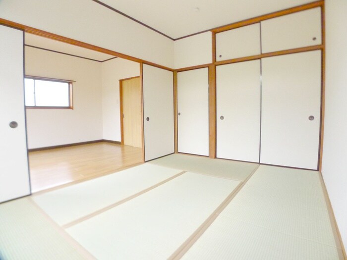 物件内観写真10　(居室)