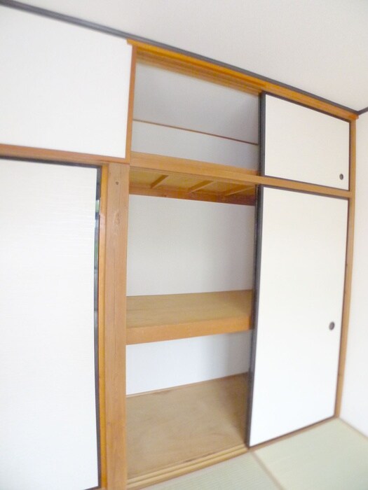 物件内観写真15　(収納)