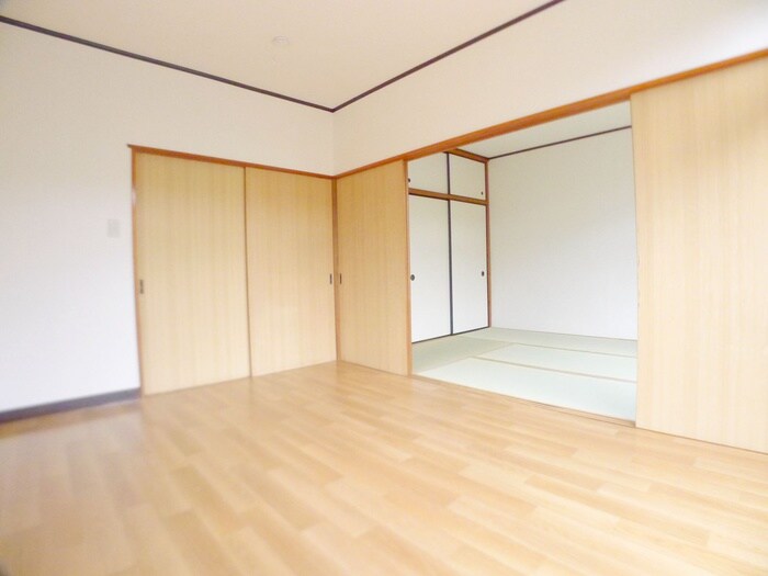 物件内観写真21　(居室)