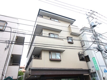 シャリエ外観写真