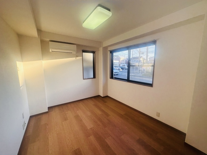 物件内観写真10　(居室)