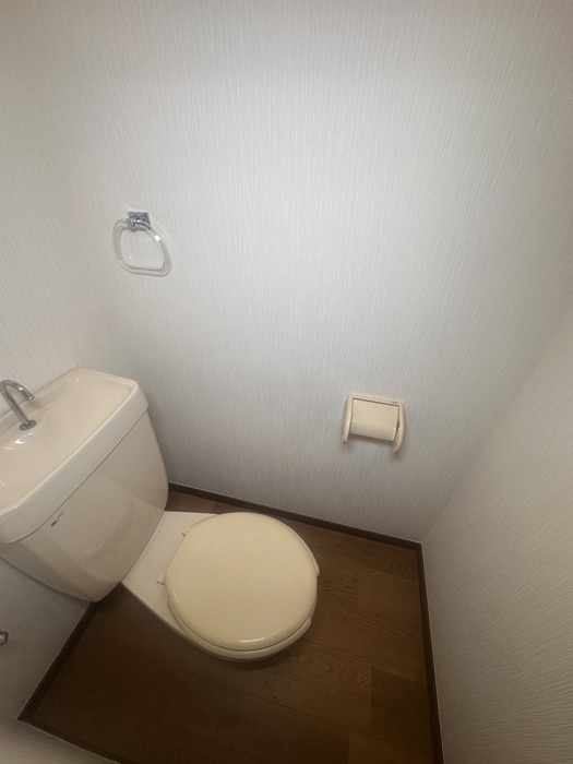 物件内観写真14　(トイレ)