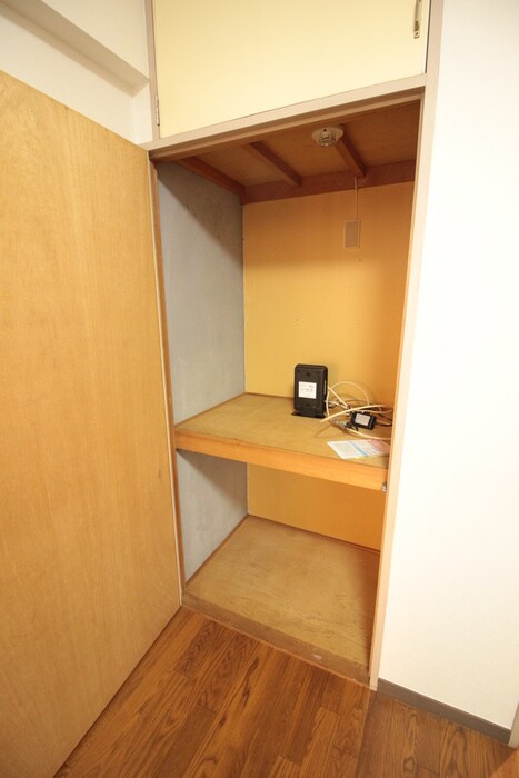 物件内観写真16　(収納)