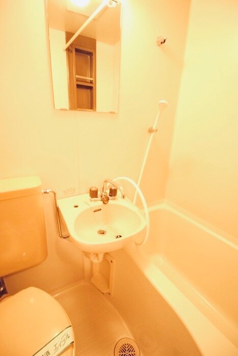 物件内観写真18　(収納)