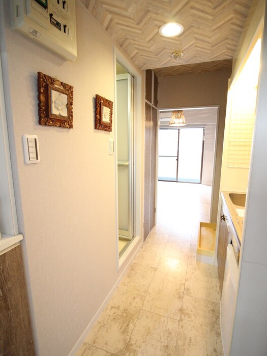 物件内観写真19　(廊下)