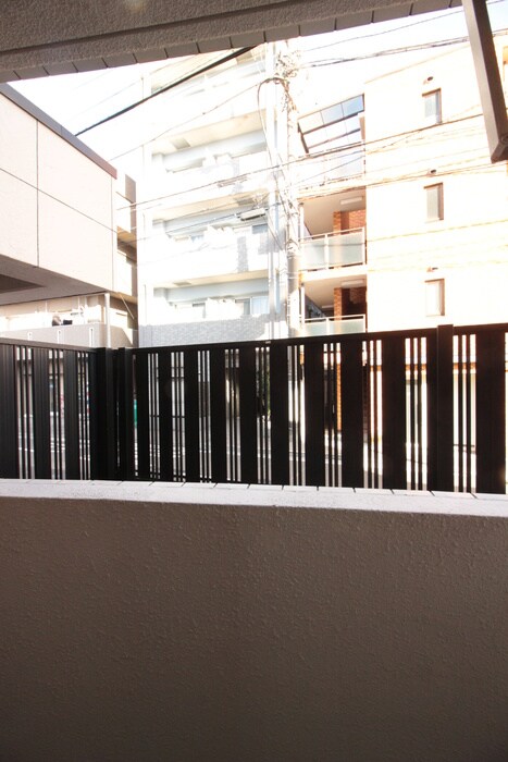 物件内観写真20　(室内からの展望)