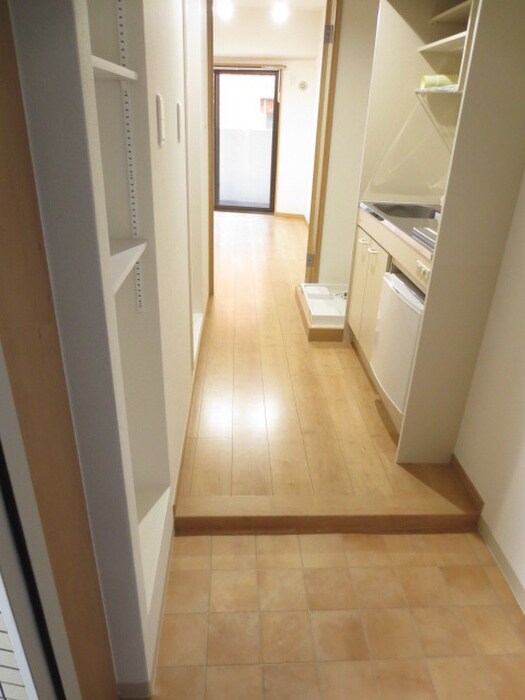 物件内観写真22　(玄関)