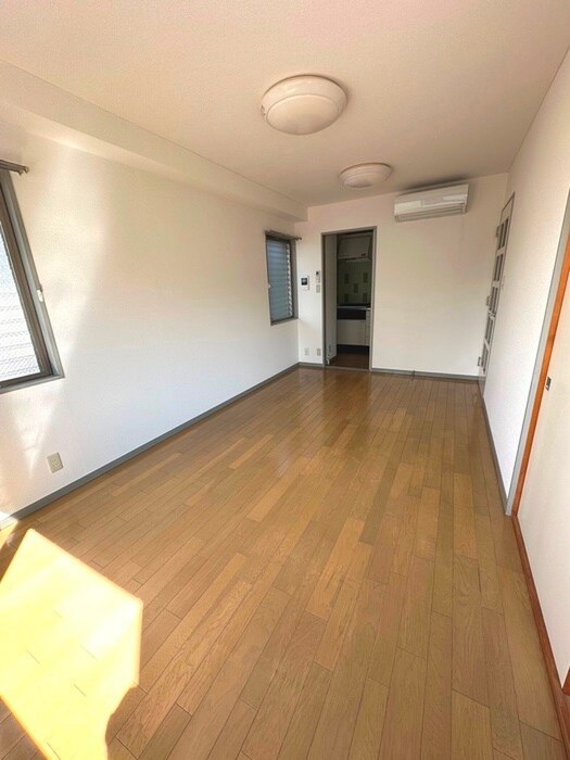 物件内観写真5　(居室)